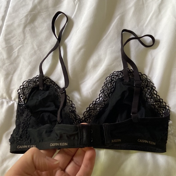 Calvin Klein mesh bra - 32A - Picture 2 of 3
